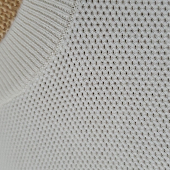 Vince cream colored waffle knit heavyweight thermal long sleeve euc - Picture 3 of 6